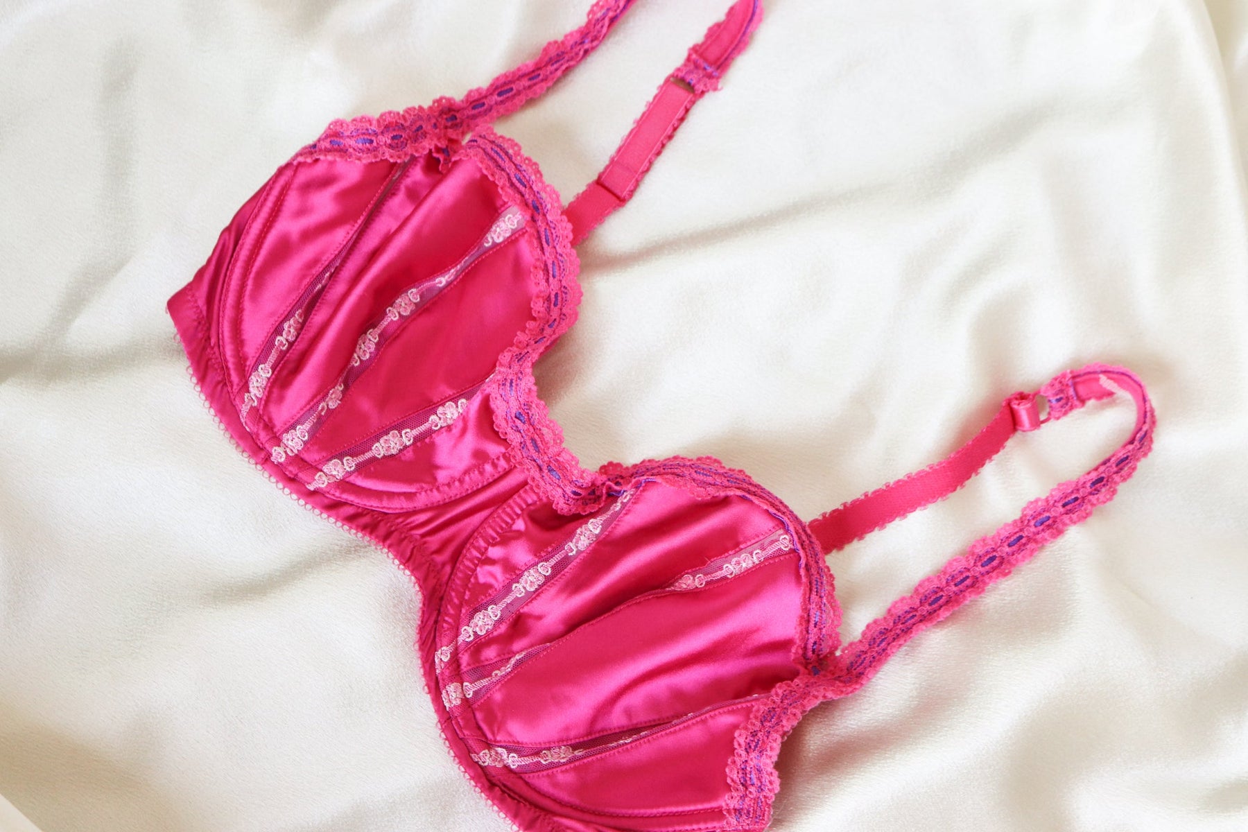 Victoria's Secret Bra Size 38C Pink Bra